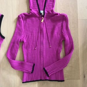 Like new St John Sport hooded sweater